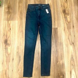New with tags- Old Navy jeans
